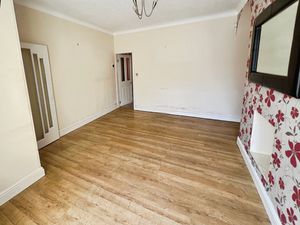 Lounge- click for photo gallery